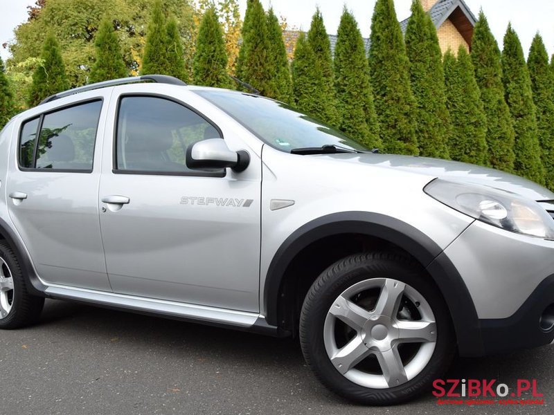 2010' Dacia Sandero Stepway photo #1