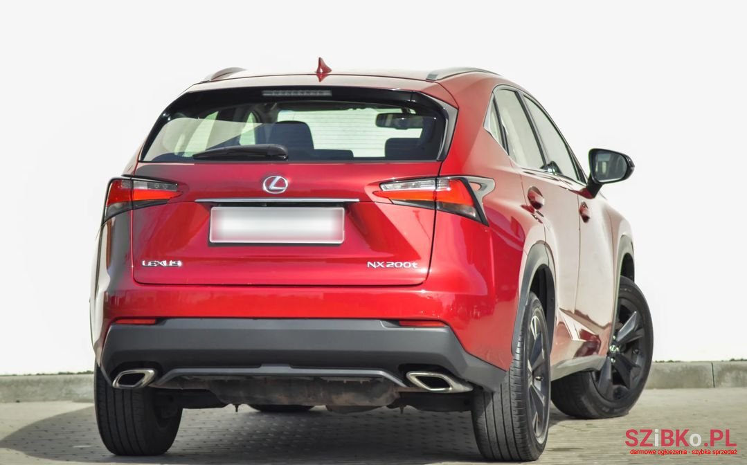 2017' Lexus NX photo #4