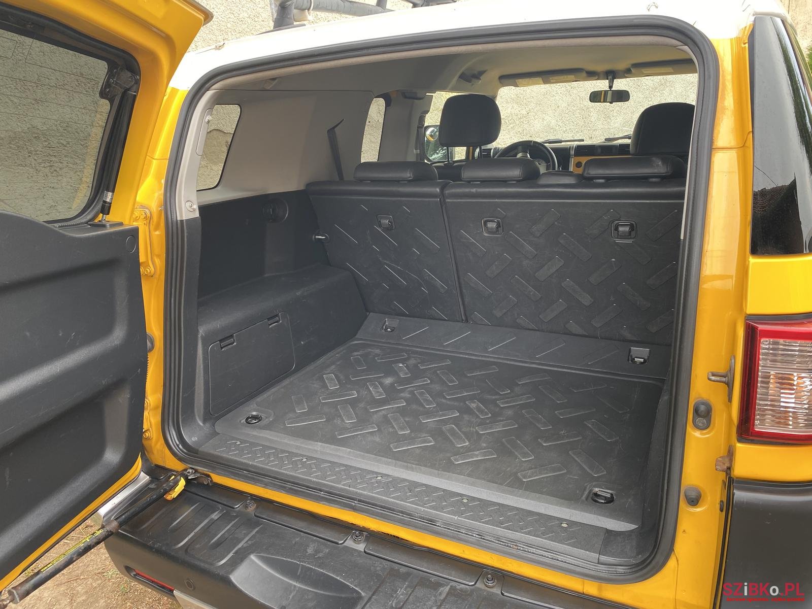 2007' Toyota FJ Cruiser photo #1