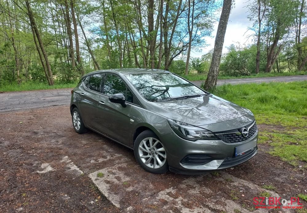 2020' Opel Astra photo #1