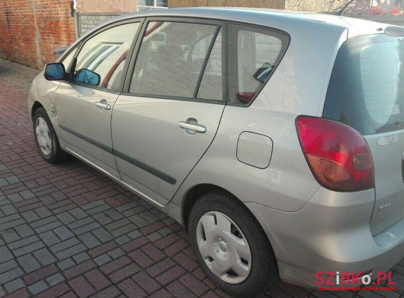 2003' Toyota Corolla photo #1