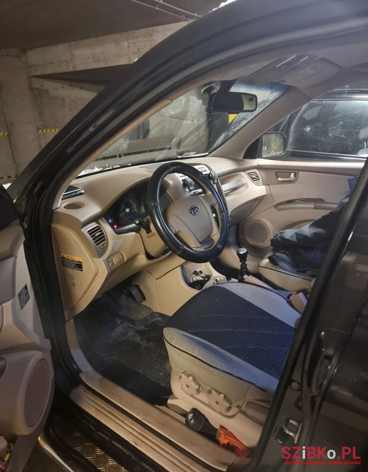 2008' Kia Sportage photo #3