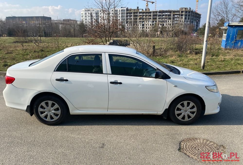 2009' Toyota Corolla 1.4 D-4D Terra photo #4
