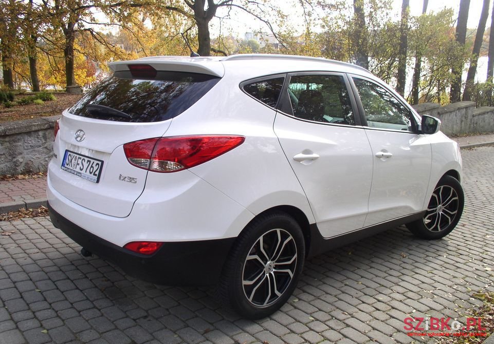 2011' Hyundai ix35 photo #3