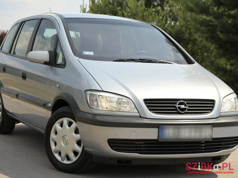 2002' Opel Zafira photo #1