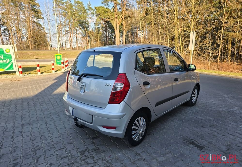 2011' Hyundai i10 1.1 Classic photo #3