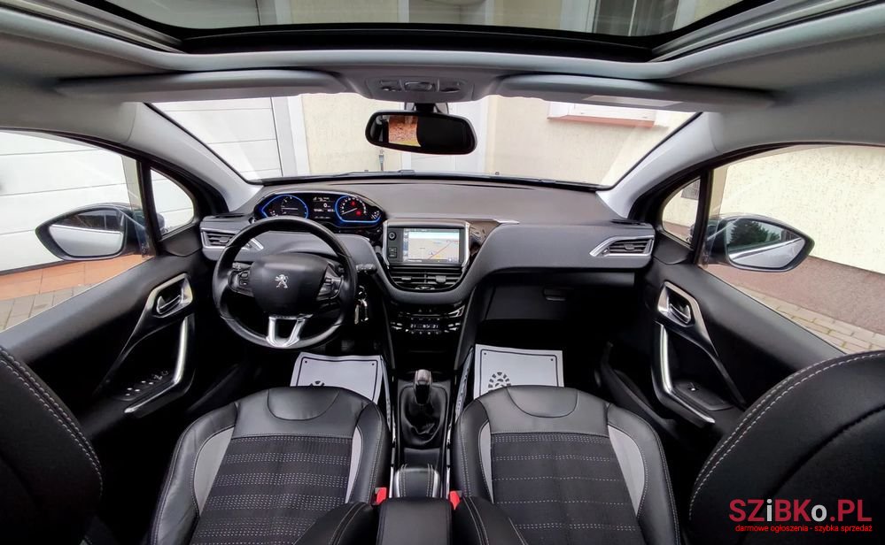 2015' Peugeot 2008 1.2 Vti Allure photo #6
