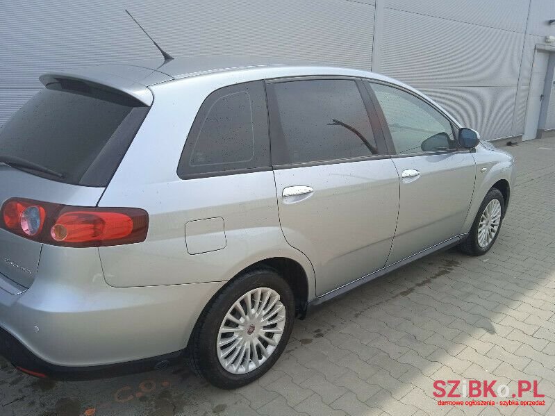 2007' Fiat Croma photo #2