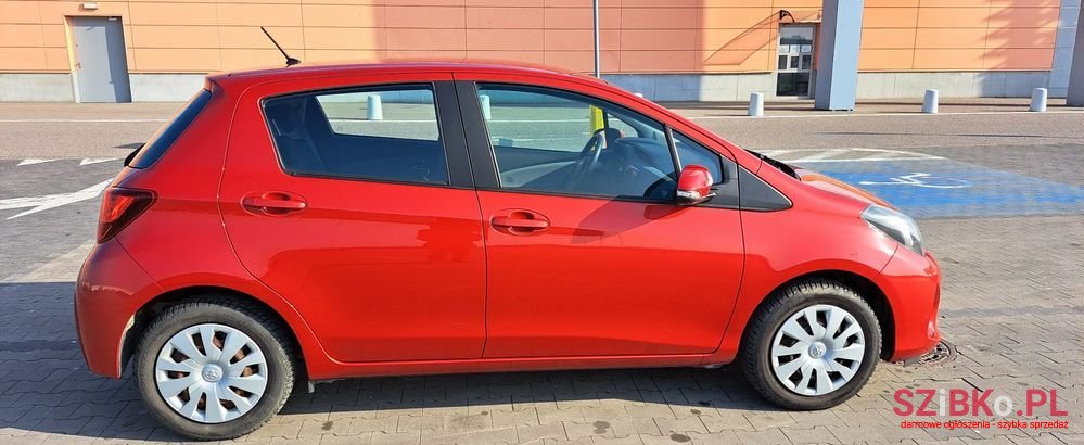 2016' Toyota Yaris 1.33 Active photo #5