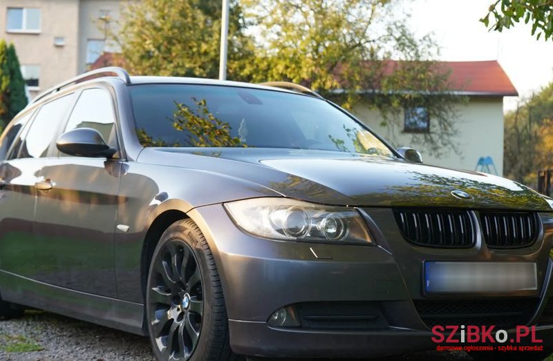 2008' BMW 3 Series photo #2