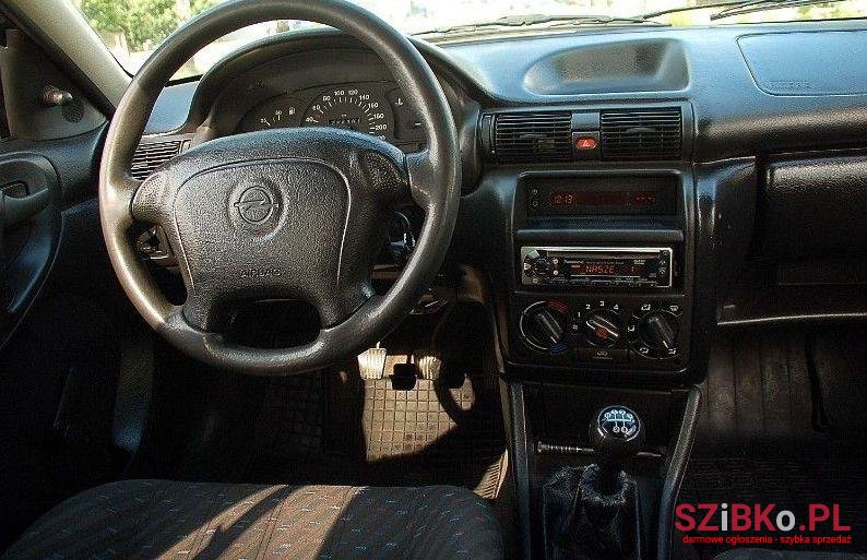 2000' Opel Astra photo #2
