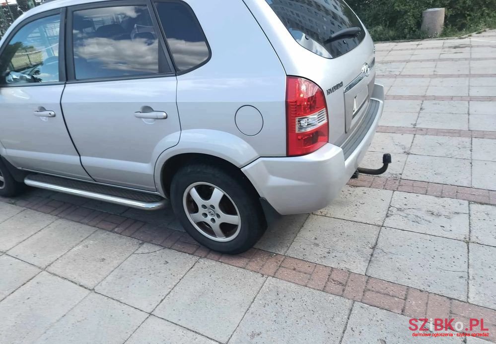 2006' Hyundai Tucson 2.0 Comfort 2Wd photo #6