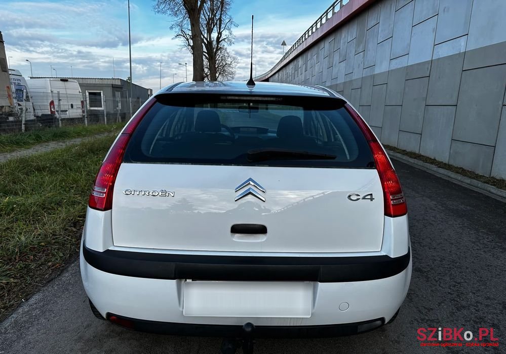 2007' Citroen C4 1.4 16V Style photo #4