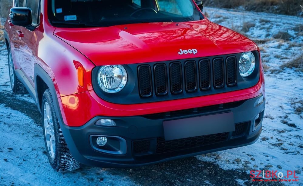 2015' Jeep Renegade photo #5