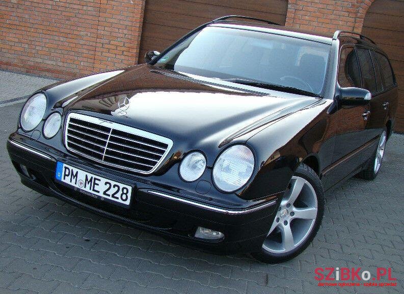 2002' Mercedes-Benz Klasa E photo #3