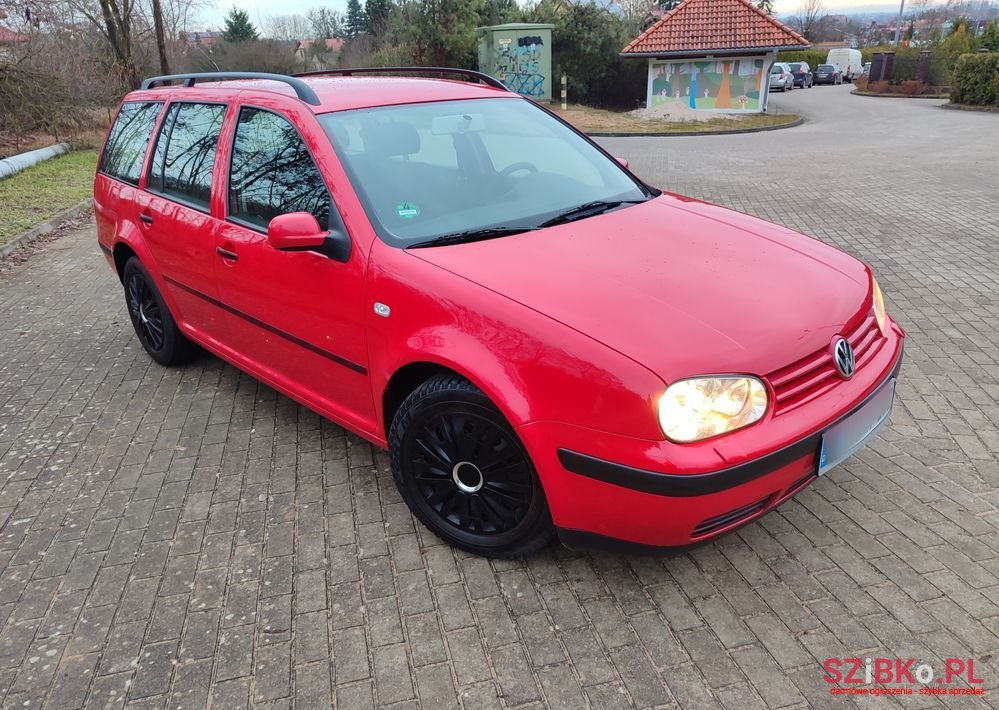 2000' Volkswagen Golf photo #1