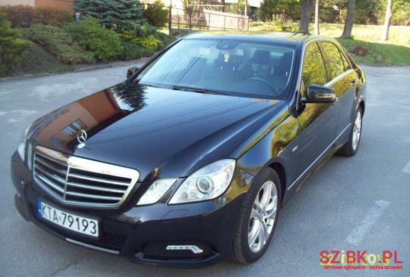2010' Mercedes-Benz Klasa E photo #1