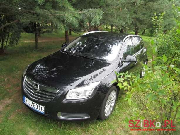 2010' Opel Insignia photo #1