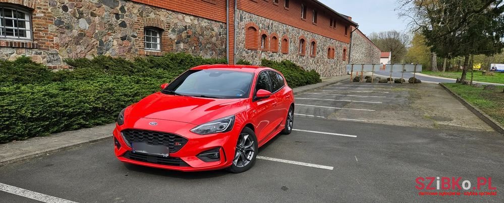 2021' Ford Focus photo #1