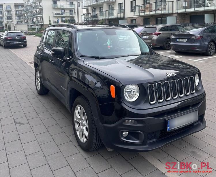 2015' Jeep Renegade photo #4