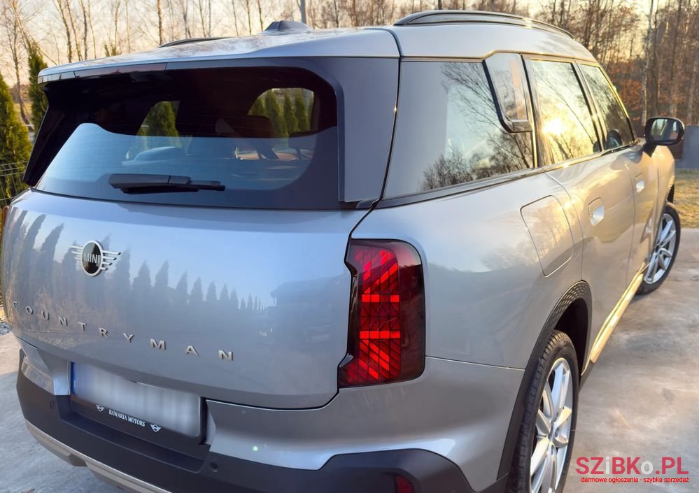2024' MINI Countryman Cooper photo #1