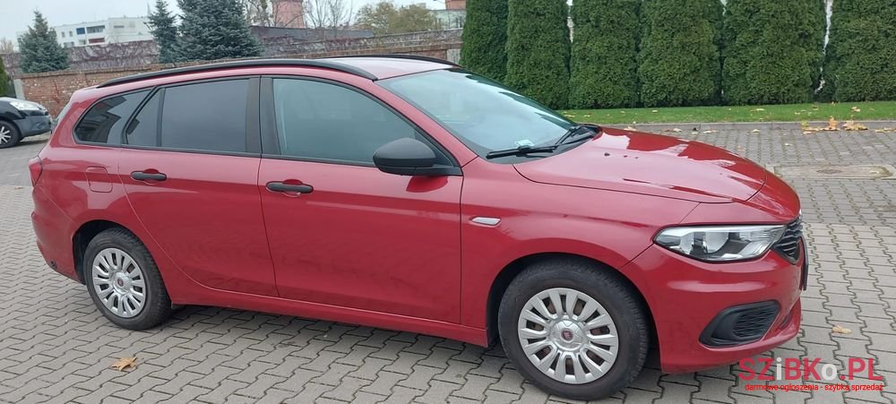 2017' Fiat Tipo 1.4 16V Pop photo #2