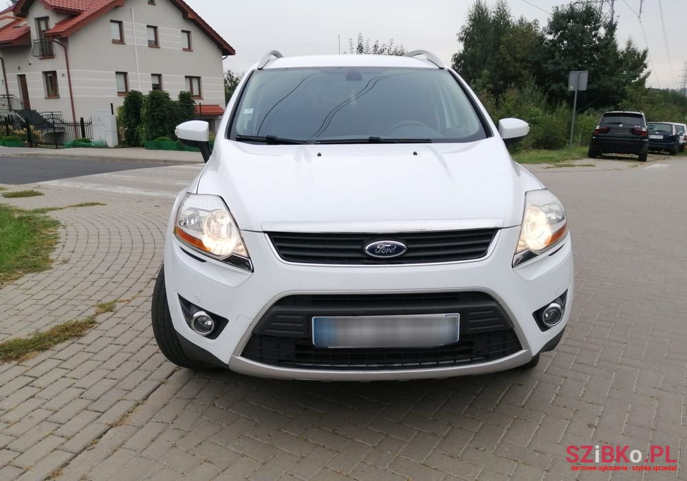 2011' Ford Kuga 2.0 Tdci 2X4 Titanium photo #2