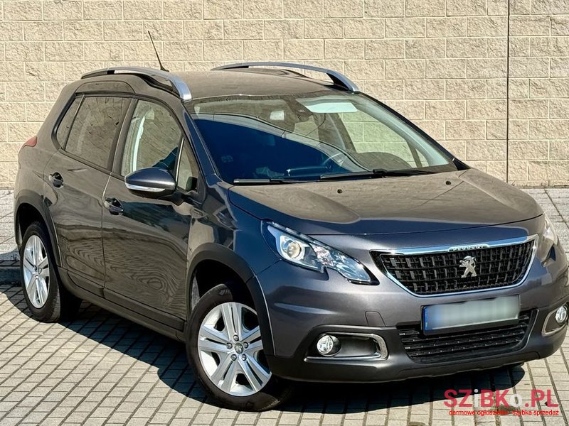 2019' Peugeot 2008 photo #2