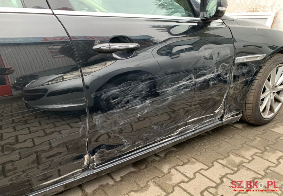 2011' Jaguar XJ photo #5