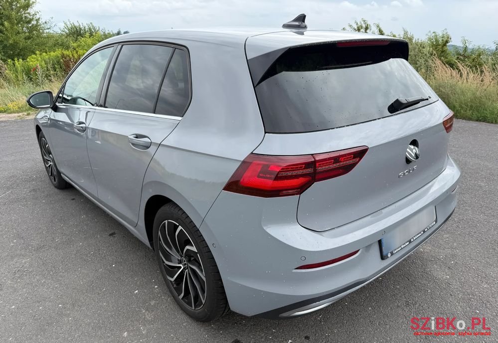 2020' Volkswagen Golf photo #3