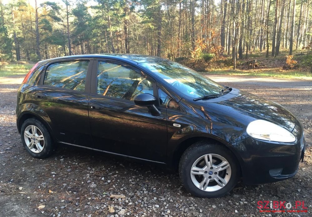 2007' Fiat Punto photo #1