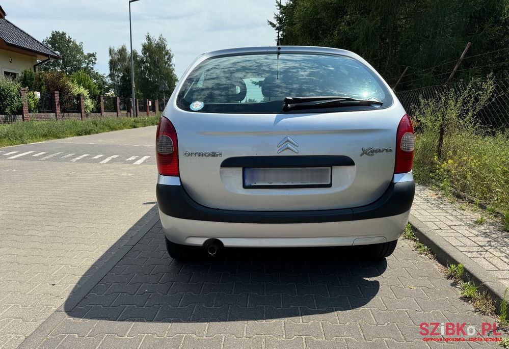 2006' Citroen Xsara Picasso 1.6I 16V Sx photo #6