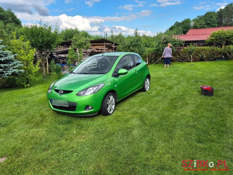 2008' Mazda 2 photo #2