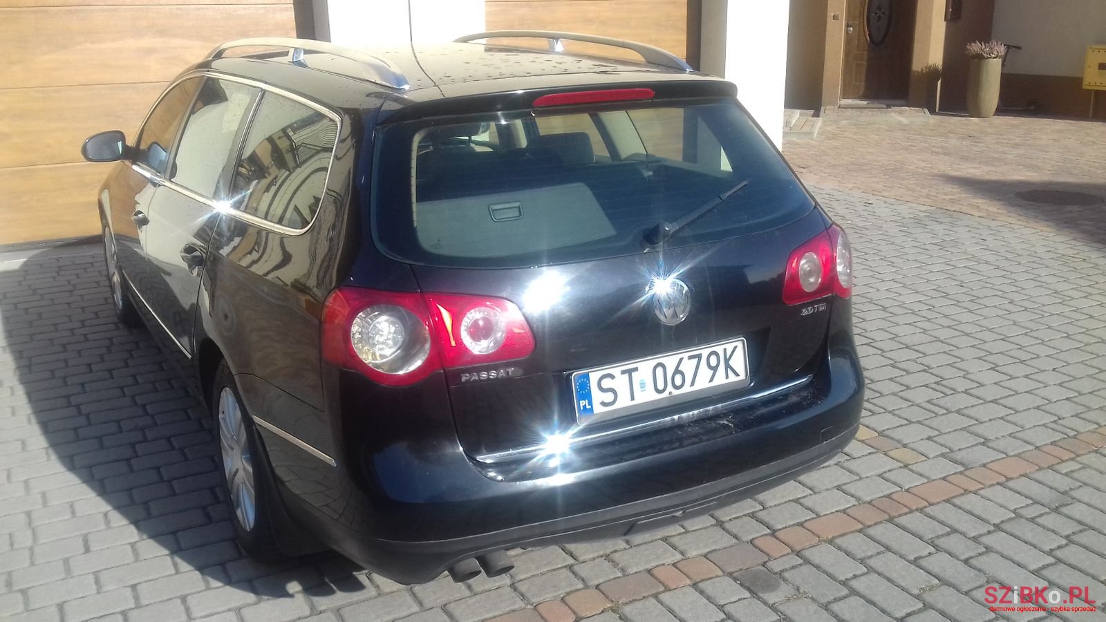 2005' Volkswagen Passat B6 photo #2