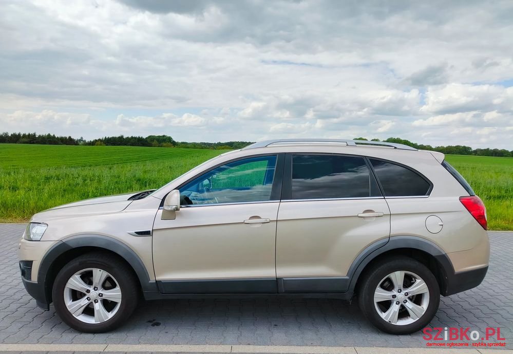 2011' Chevrolet Captiva 2.2 D Lt+ photo #6