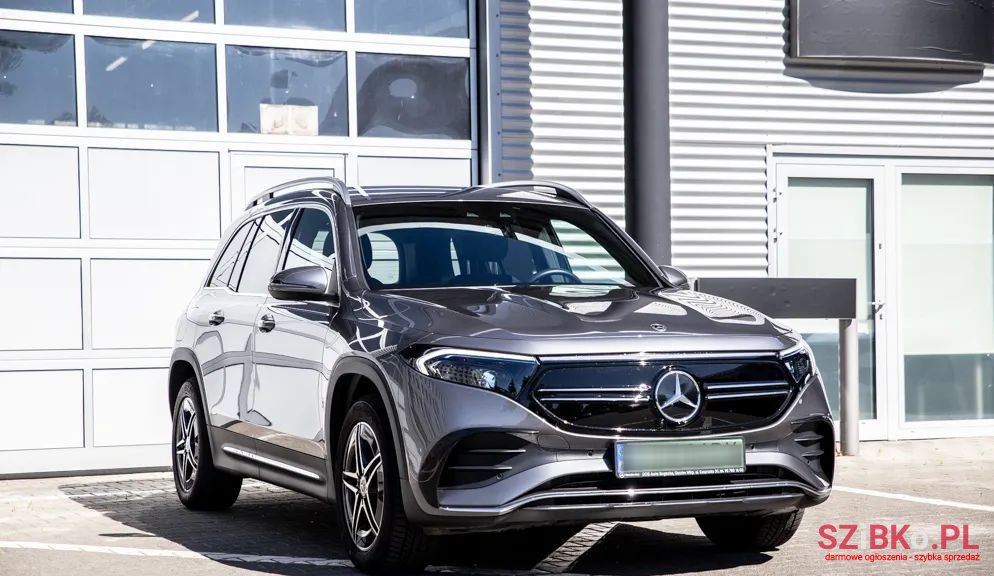 2023' Mercedes-Benz EQB photo #3