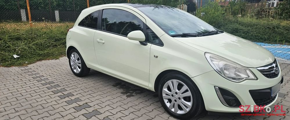 2011' Opel Corsa 1.4 16V Satellite photo #3