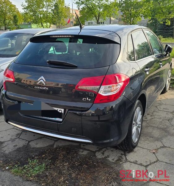 2011' Citroen C4 photo #5