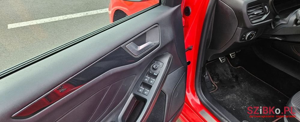 2021' Ford Focus photo #6