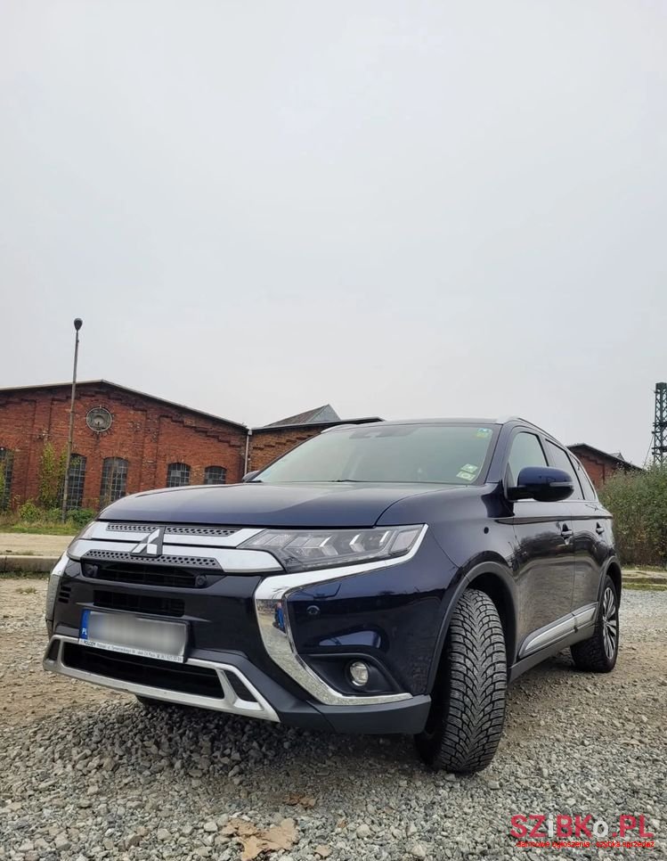 2018' Mitsubishi Outlander photo #3