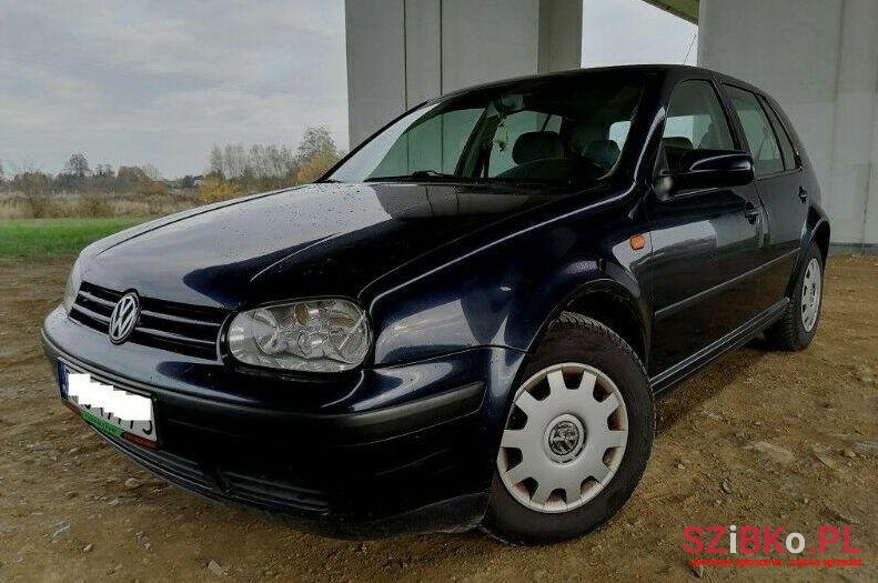 1998' Volkswagen Golf photo #1