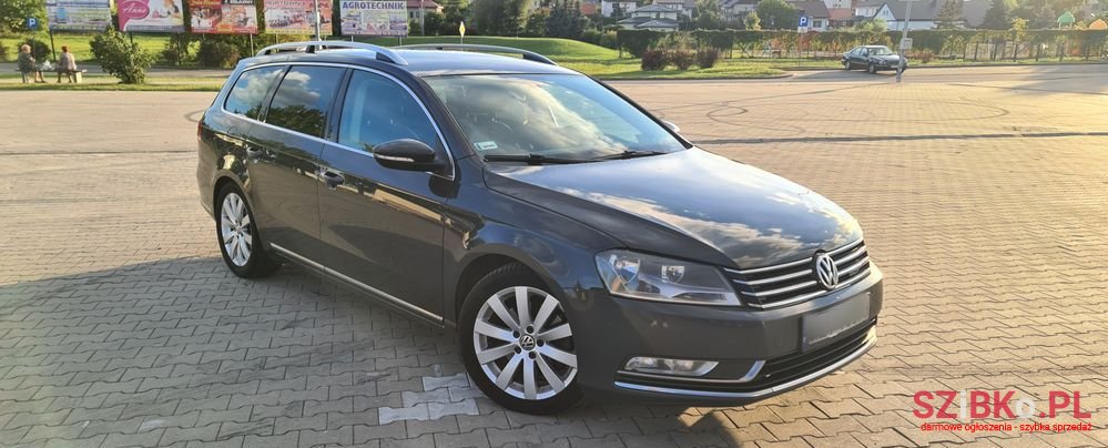 2012' Volkswagen Passat photo #1