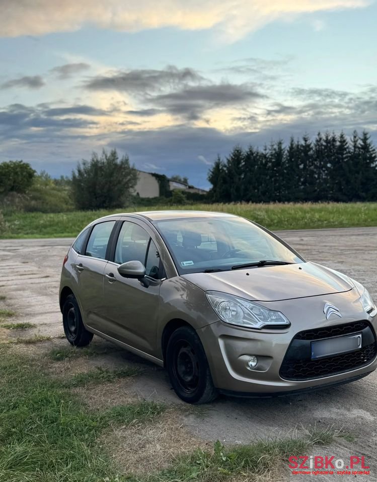 2010' Citroen C3 photo #3
