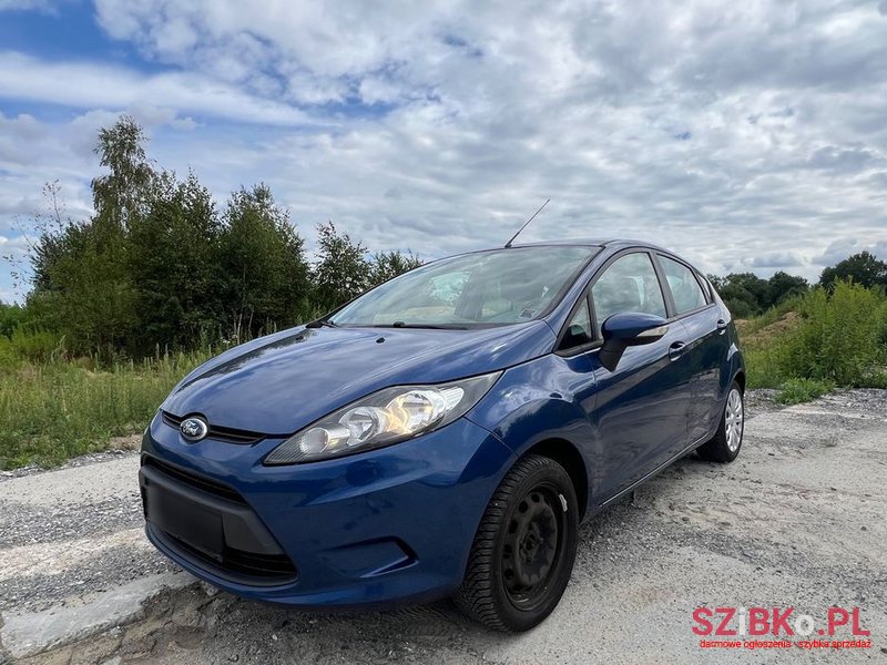 2010' Ford Fiesta photo #5