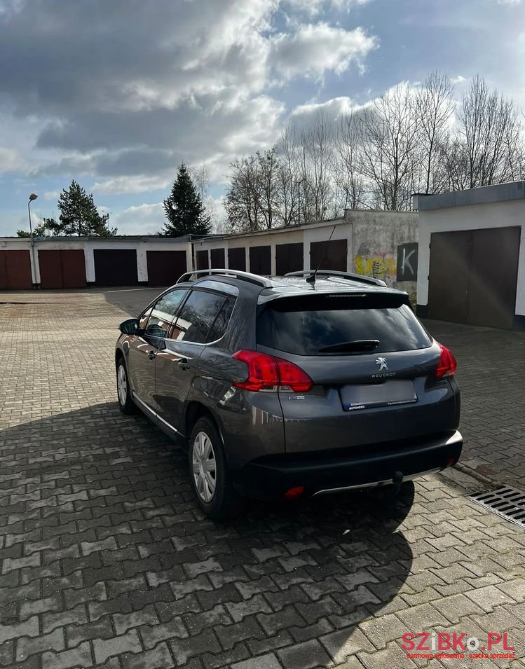 2016' Peugeot 2008 photo #5