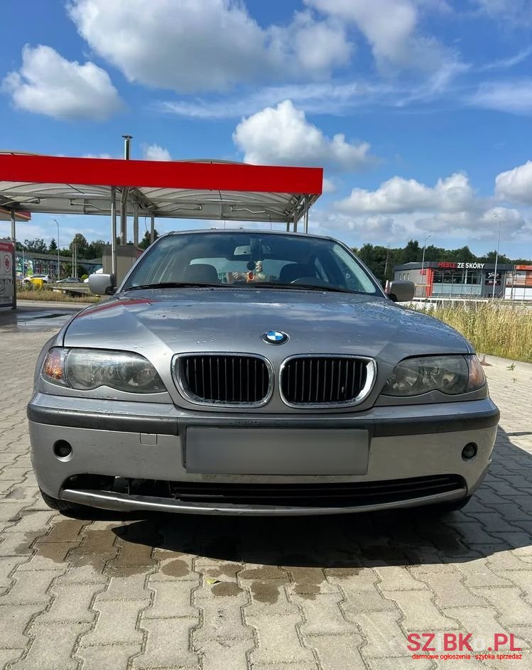 2004' BMW 3 Series 316I photo #6