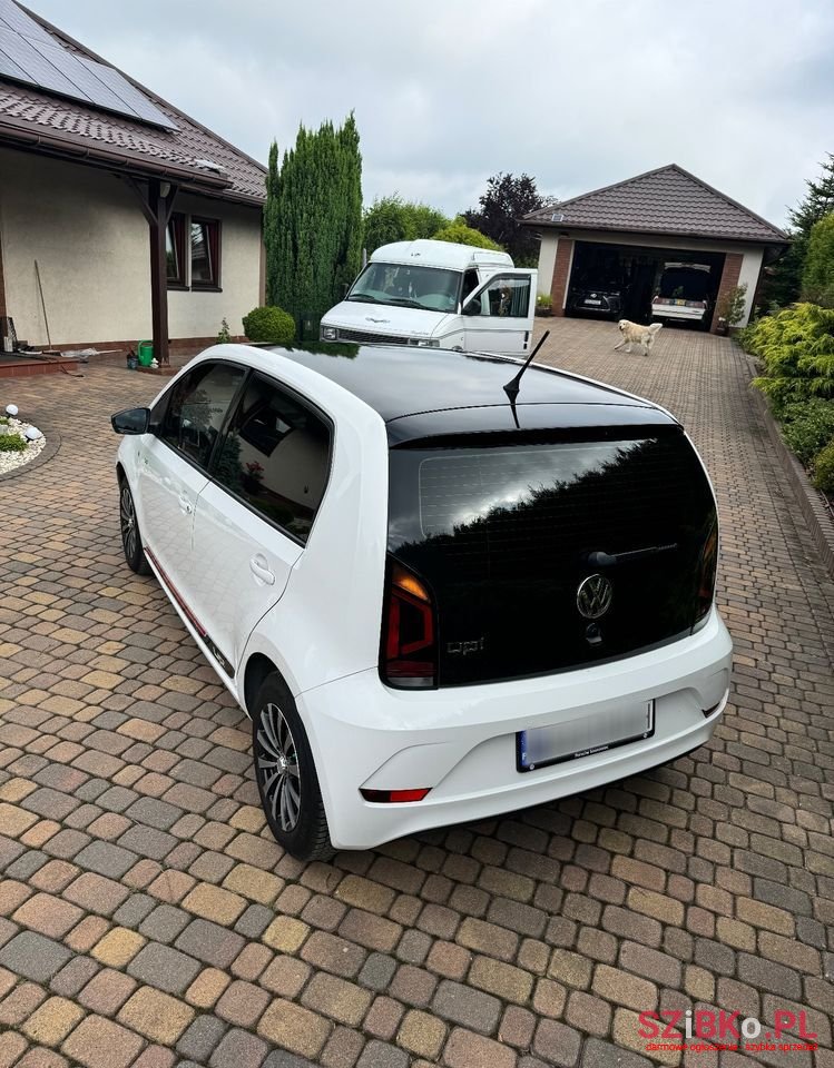 2018' Volkswagen Up! 1.0 High photo #5