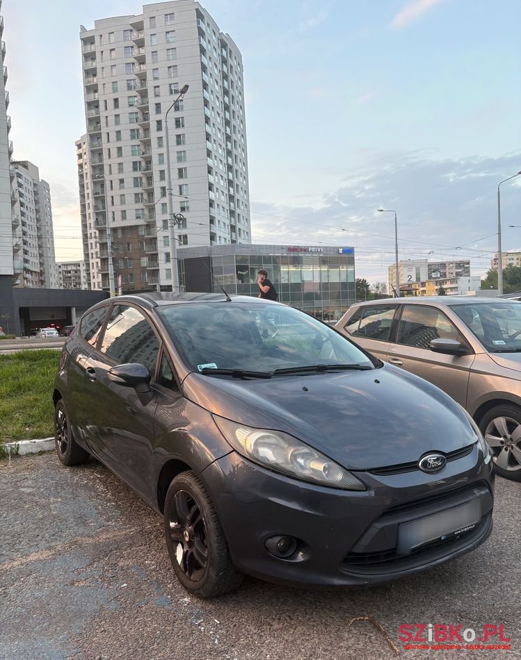 2009' Ford Fiesta photo #3