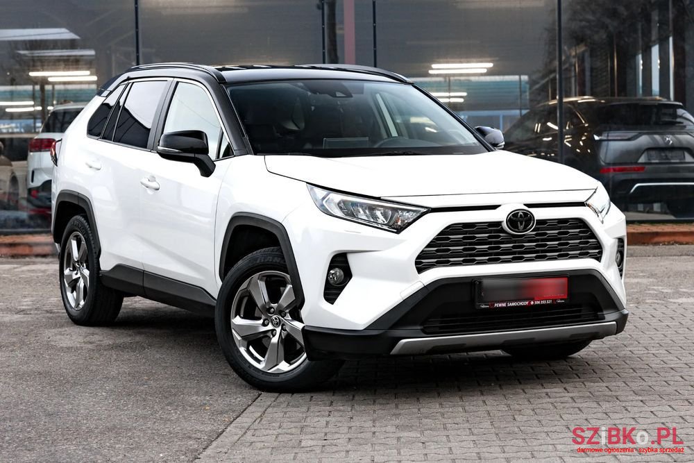2020' Toyota RAV4 photo #5