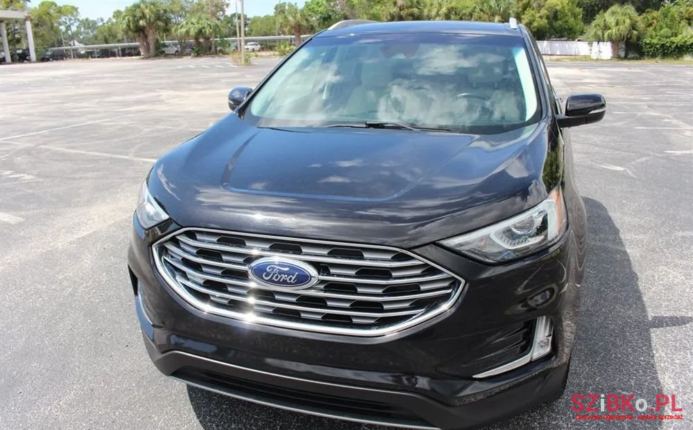 2019' Ford Edge photo #3